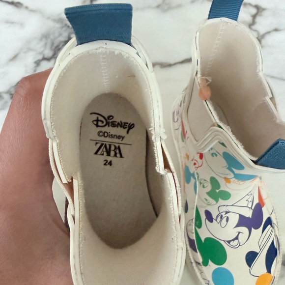 Zara Kids Disney Mickey Mouse Rain Boots - Picture 8 of 9